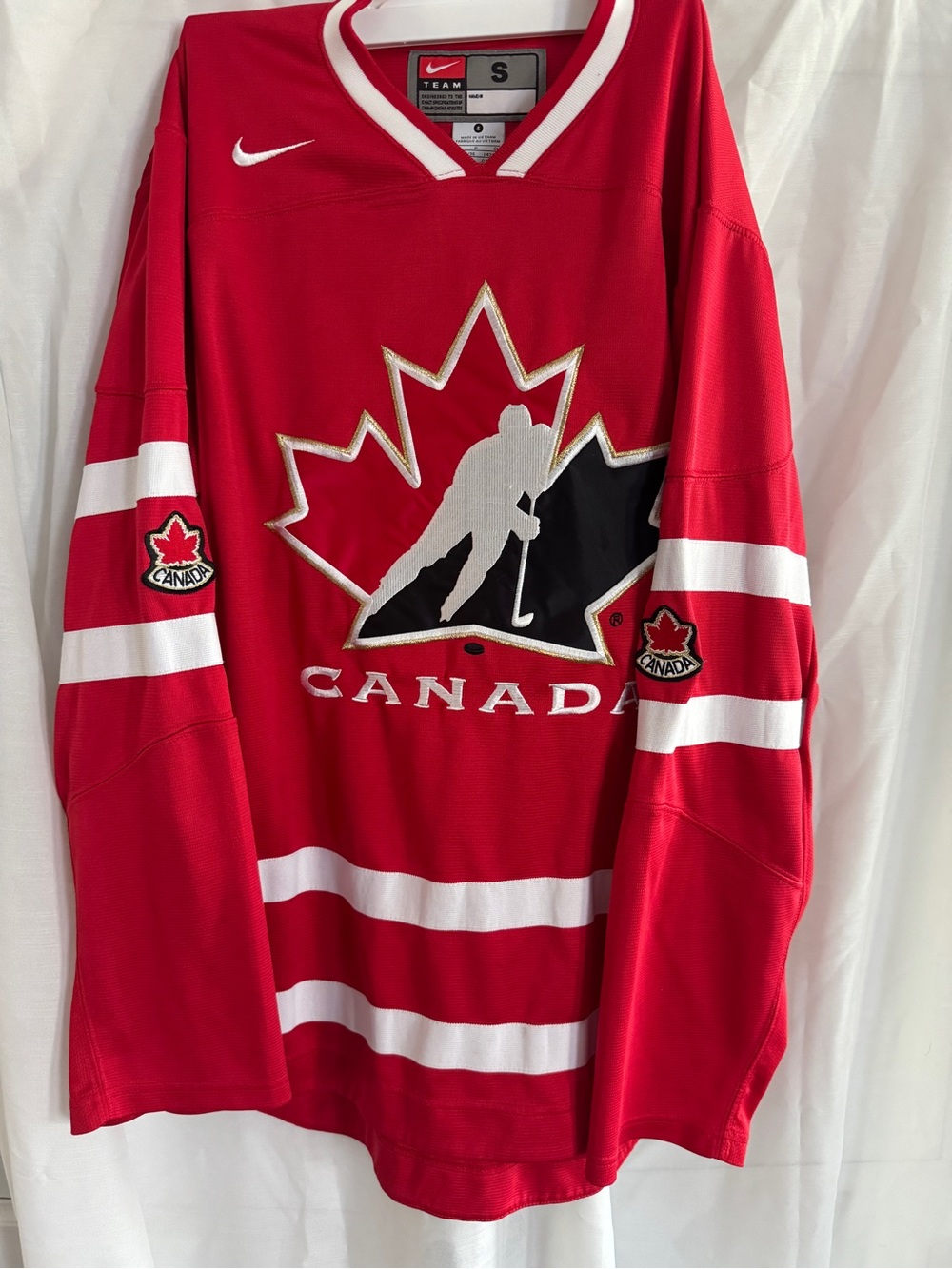Nike Red and White Hockey Jersey Collar Tag